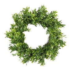 Boxwood wreath with berries,