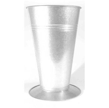 Zinc vase with plate bottom,