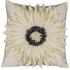 Samt Kissen, mit Blütenmotiv, 45x45cm, beige
